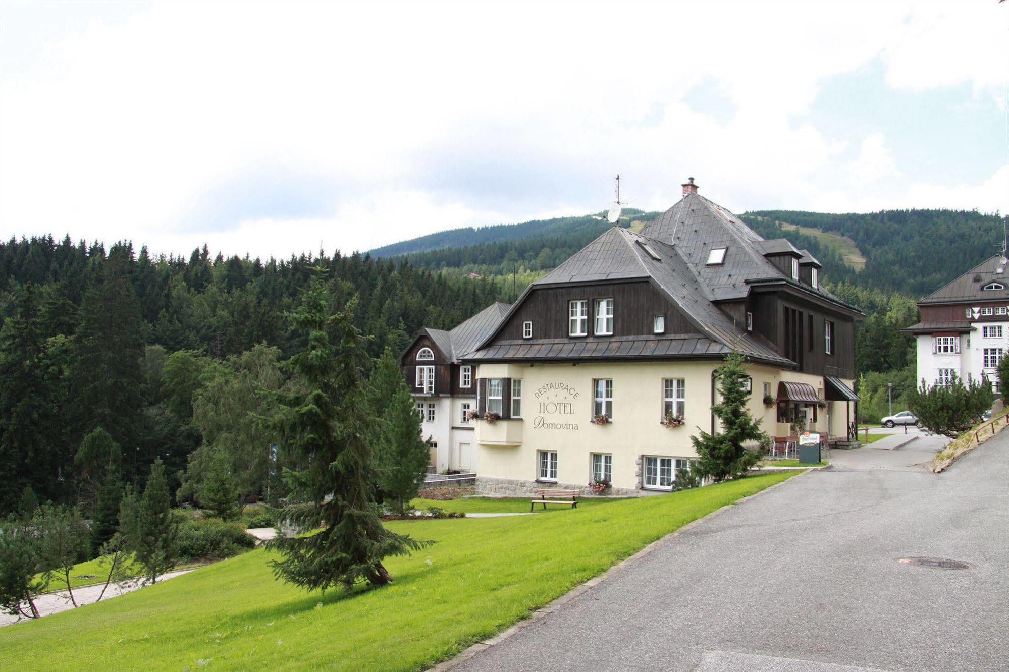 Lyzarska Bouda Domovina Hotel Spindleruv Mlyn Exterior photo