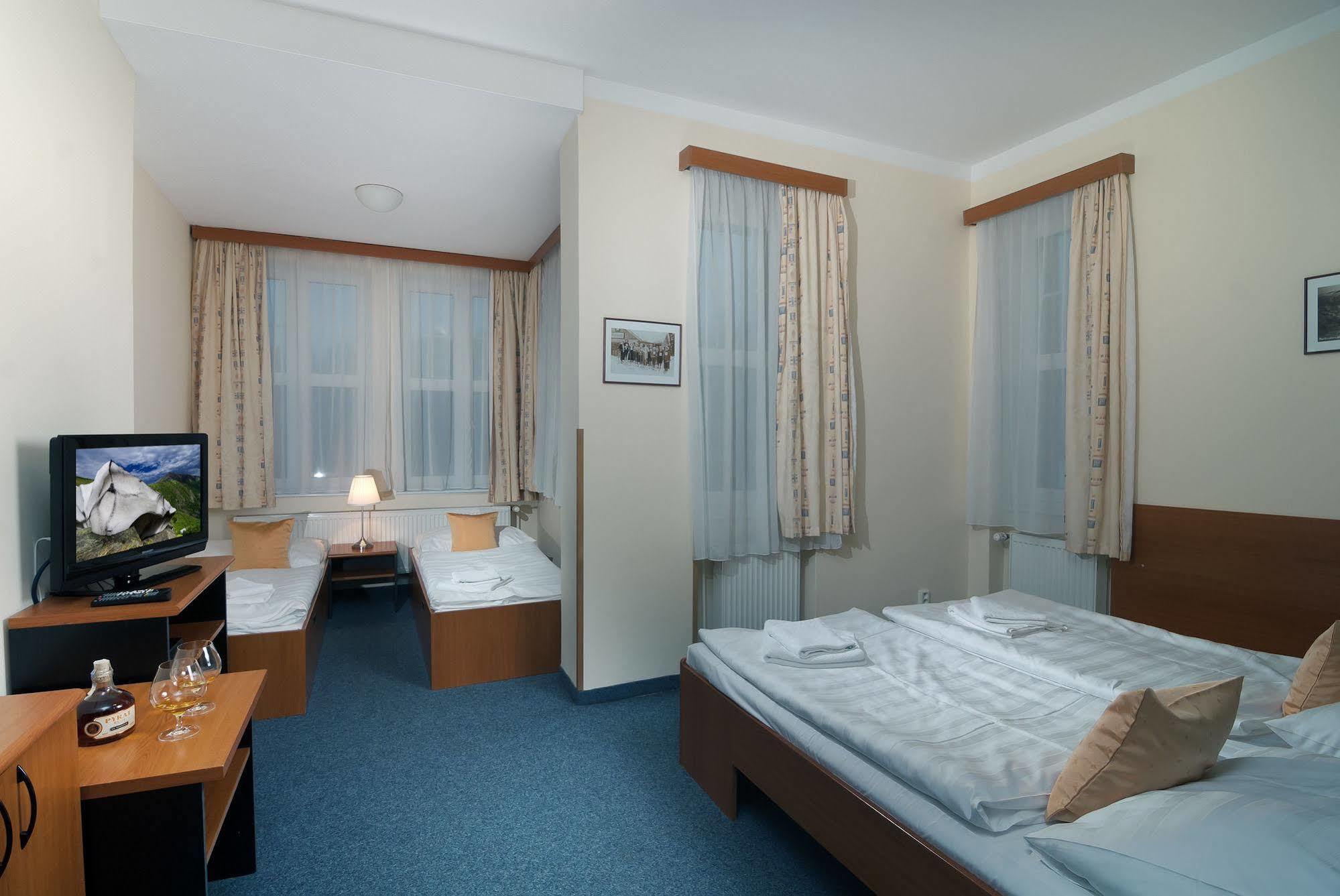 Lyzarska Bouda Domovina Hotel Spindleruv Mlyn Exterior photo